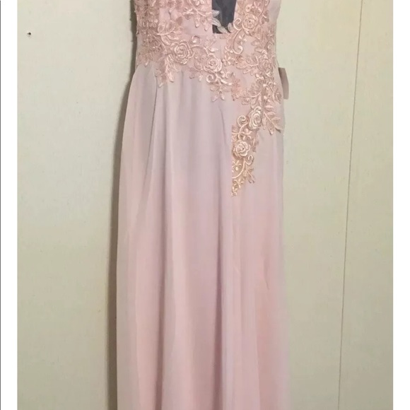Faux pearl embroidered gown size large - Picture 6 of 8